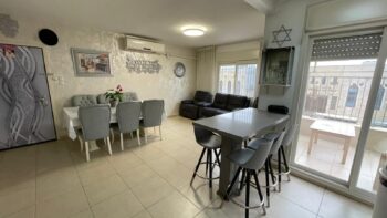 למכירה בבלעדיות בביתר עילית גבעה A דירה 5.5 חדרים